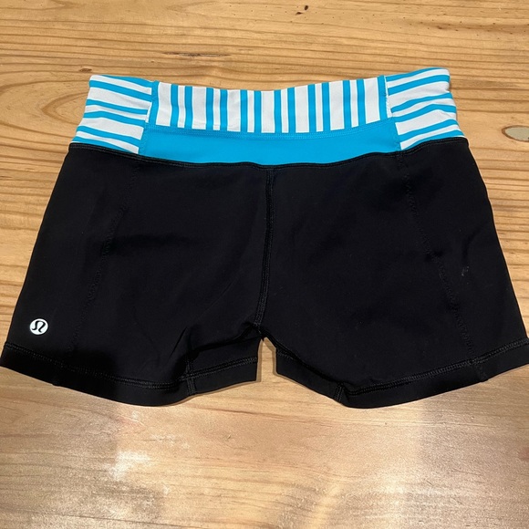 Lululemon tights size 4, 4” - Picture 1 of 2
